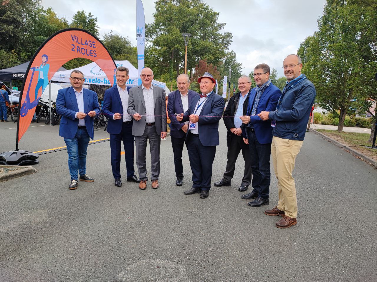 Ouverture du Salon du véhicule électrique et de la mobilité alternative au SIEML