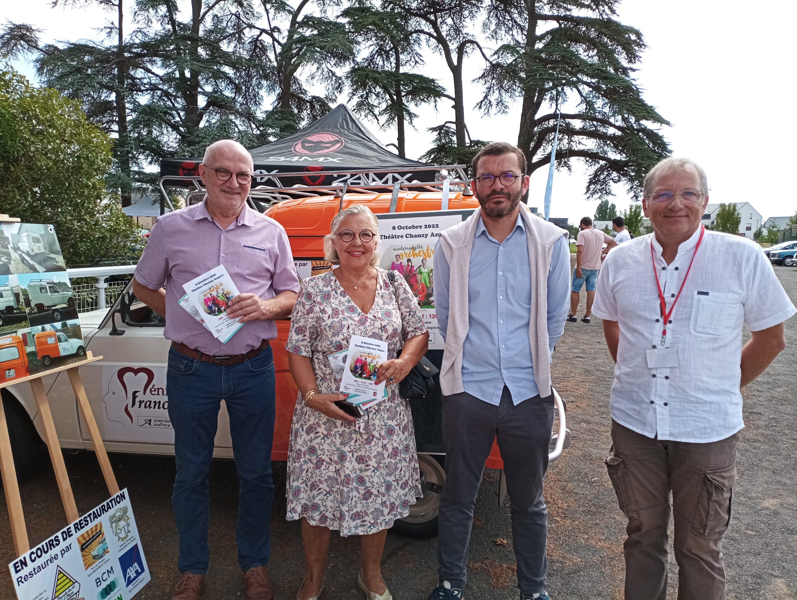 Rassemblement automobile en soutien à l’association Méningites France-Association Audrey