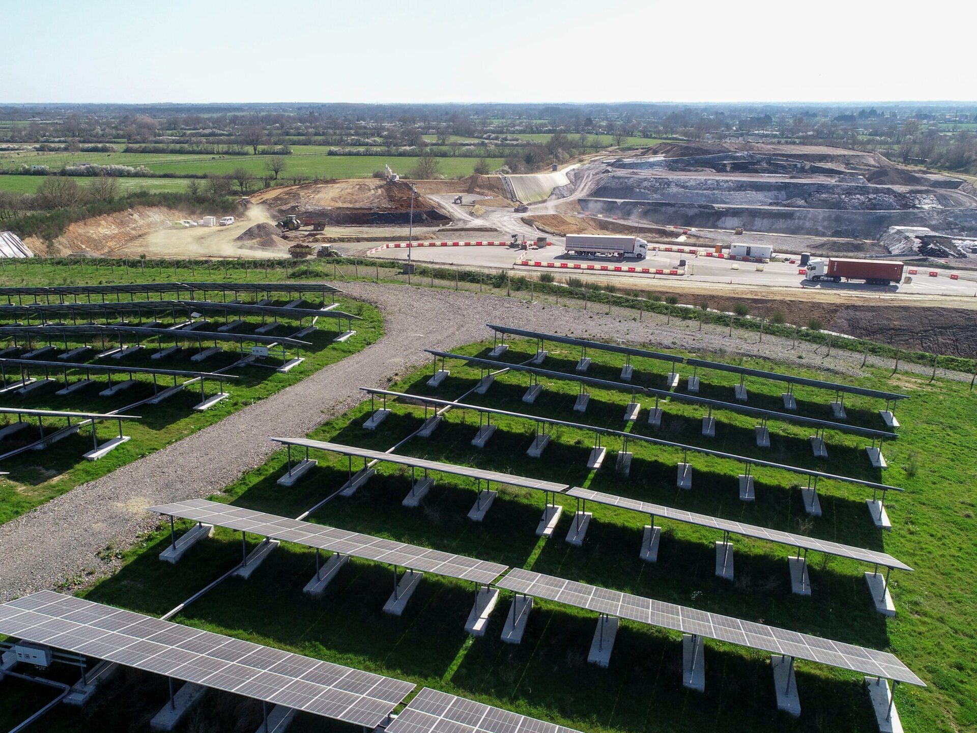 Inauguration du parc photovoltaïque sur l’écopôle de la SEDA