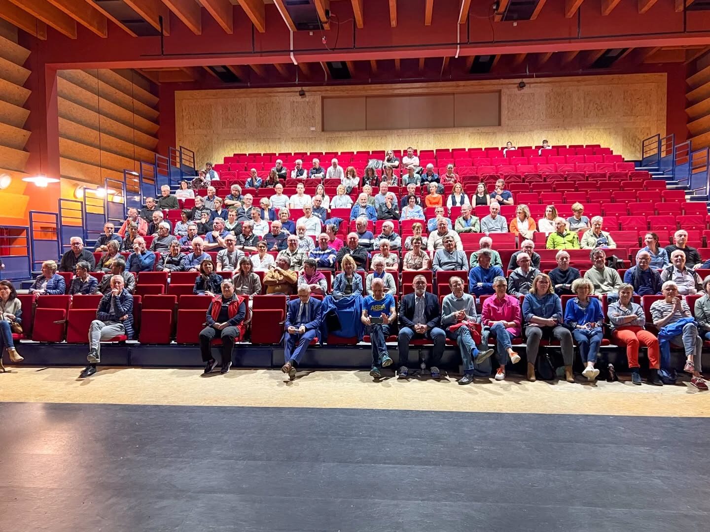 Soirée de remerciements aux bénévoles du semi-marathon Le Sylvanais, Verrières-en-Anjou