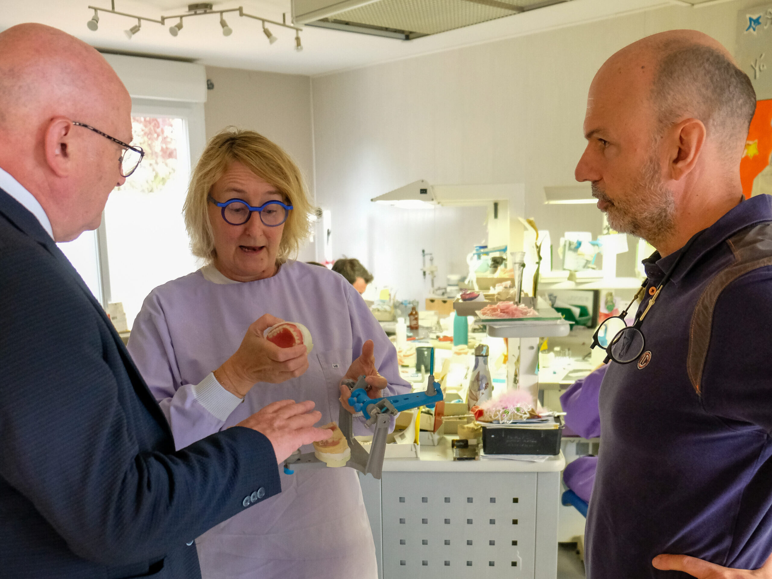 Rencontre avec Stéphane et Cécile Concé, prothésistes dentaires à Saint-Barthélemy d’Anjou